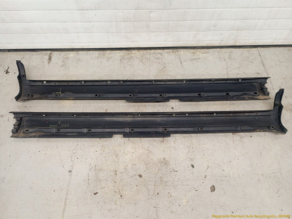 Volvo XC70 Pair Of Rocker Panel Side Skirts
