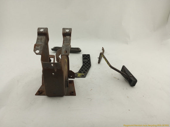Chevrolet Corvette C3 Brake and Accelerator Pedal Assembly