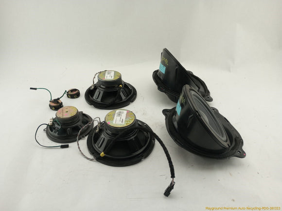 Mercedes SLK320 Set Of Audio Speakers