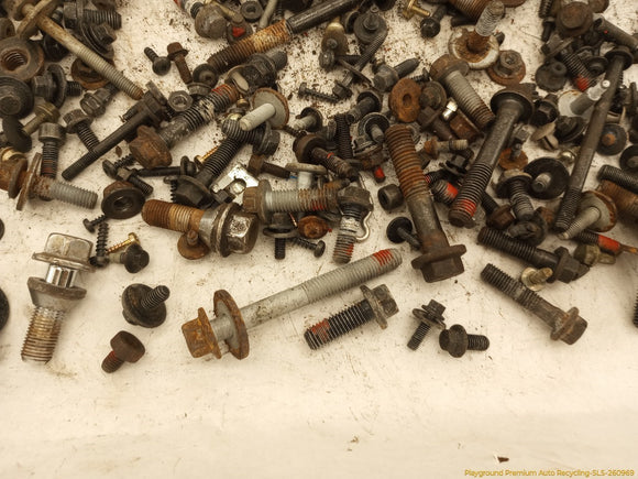Volvo XC70 Dismantling Hardware Fasteners Bolts & Nuts