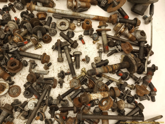 Volvo XC70 Dismantling Hardware Fasteners Bolts & Nuts