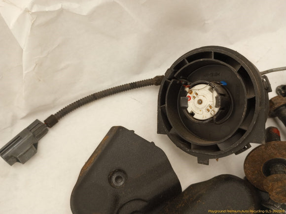 Volvo XC70 Dismantling Hardware Fasteners Bolts & Nuts