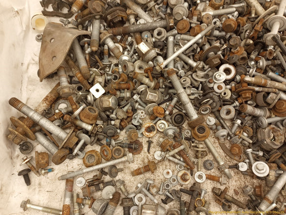 Land Rover Evoque Dismantling Hardware Fasteners Bolts & Nuts