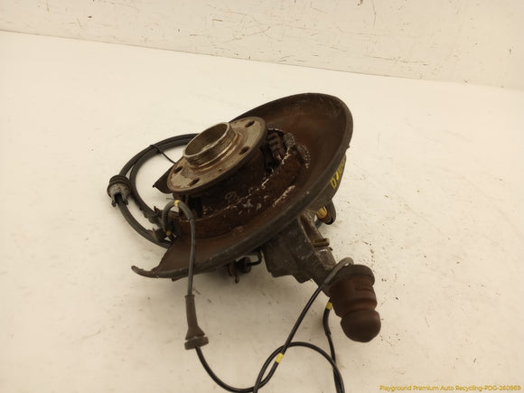 Volvo XC70 Passenger Right Rear Spindle Knuckle Hub
