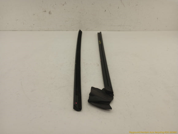 Tesla Model Y Pair Of Front Right Door Seal Belt Molding Strips
