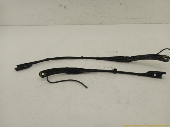 Tesla Model Y Pair Of Windshield Wiper Arms