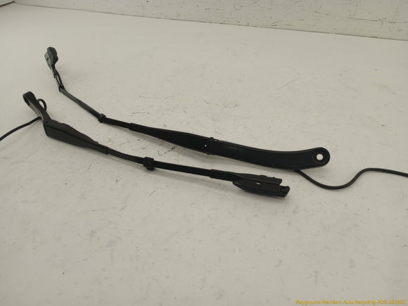 Tesla Model Y Pair Of Windshield Wiper Arms
