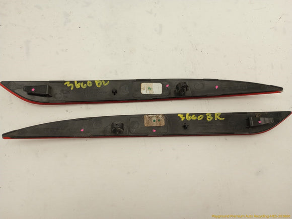 Tesla Model Y Pair Of Rear Bumper Reflectors