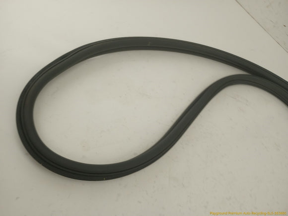 Tesla Model Y Liftgate Seal Weatherstrip
