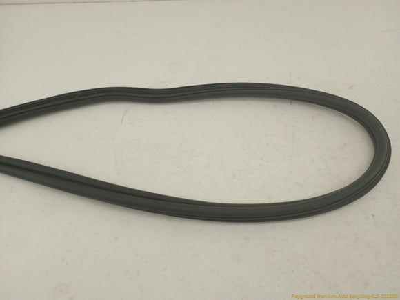 Tesla Model Y Liftgate Seal Weatherstrip