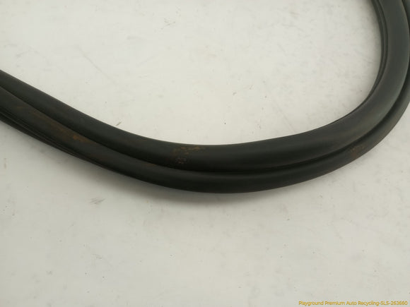 Tesla Model Y Liftgate Seal Weatherstrip