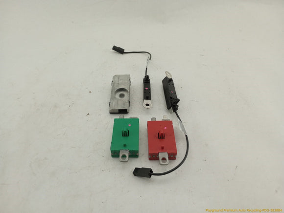 Land Rover Discovery Sport Set Of Antenna Amplifiers & Signal Suppressors