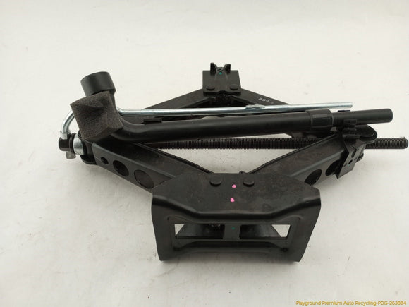 Land Rover Discovery Sport Vehicle Jack & Tools Set