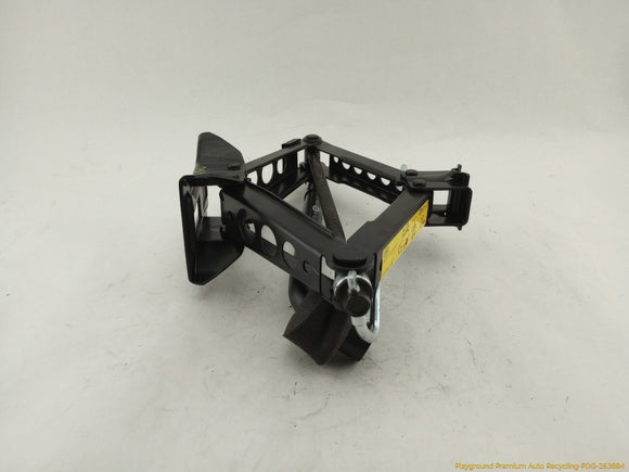 Land Rover Discovery Sport Vehicle Jack & Tools Set