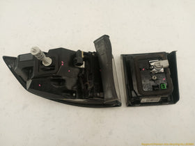 Land Rover Discovery Sport Passenger Right Tail Lamp Set - 0