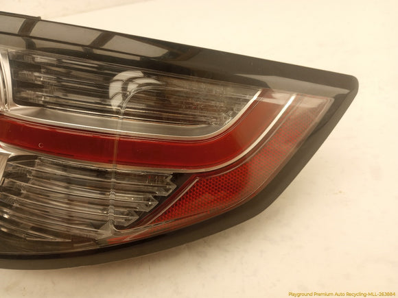 Land Rover Discovery Sport Passenger Right Tail Lamp Set