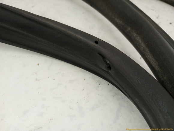 Hummer H3 Set Of Door Seal Weatherstrips