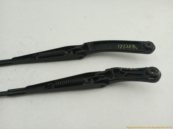 Audi S5 Pair Of Windshield Wiper Arms