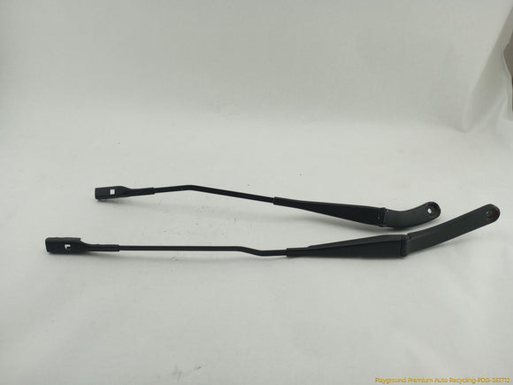 Audi S5 Pair Of Windshield Wiper Arms