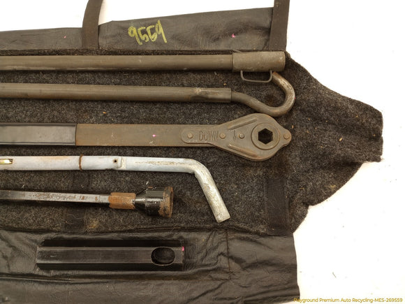 Hummer H2 Emergency Tire Jack Tool Set