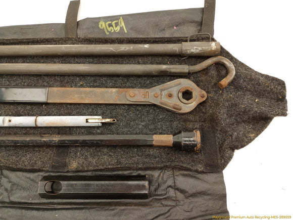 Hummer H2 Emergency Tire Jack Tool Set