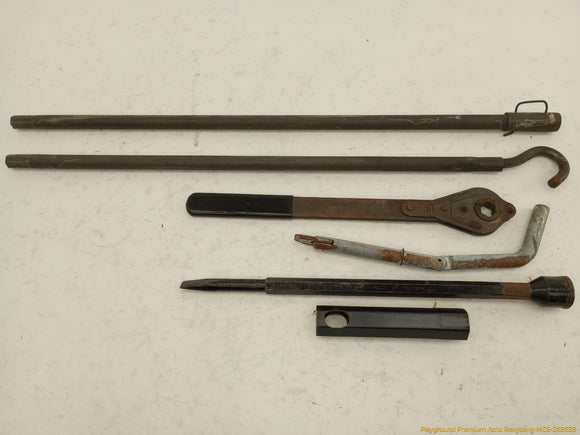 Hummer H2 Emergency Tire Jack Tool Set