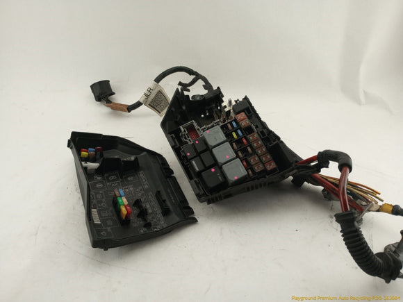 Land Rover Discovery Sport Engine Fuse Box
