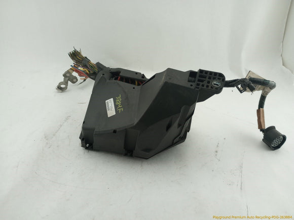 Land Rover Discovery Sport Engine Fuse Box