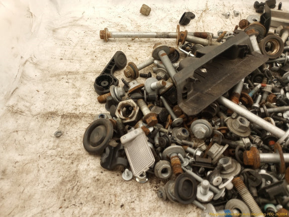 Land Rover Discovery Sport Dismantling Hardware Fasteners Bolts & Nuts