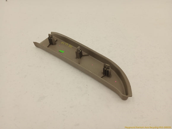 Hummer H2 Passenger Right Rear Door Upper Window Trim