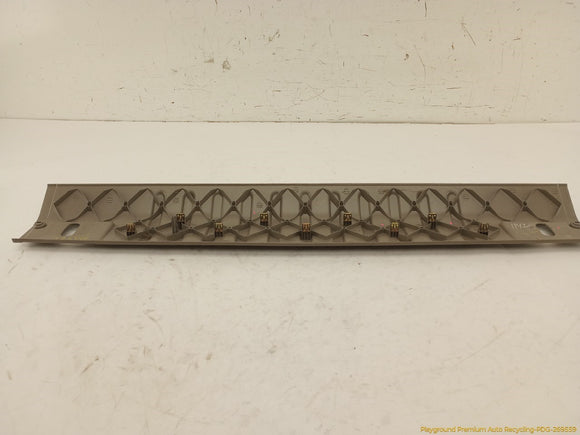 Hummer H2 Tailgate Sill Scuff Plate