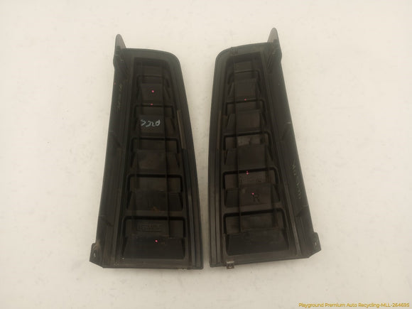 Hummer H2 Pair Of Upper Tail Light Vent Grille Trim
