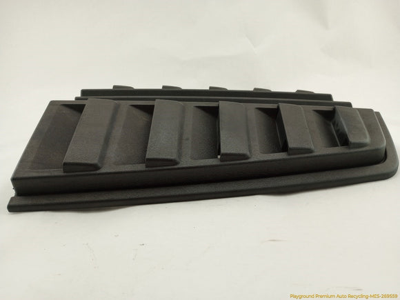 Hummer H2 Pair Of Upper Tail Light Vent Grille Trim
