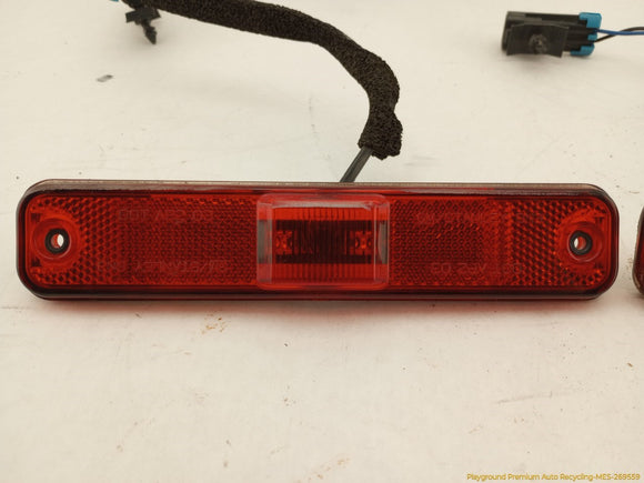 Hummer H2 Pair Of Rear Side Marker Lamps