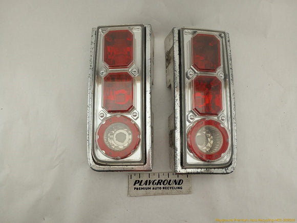 Hummer H2 Pair Of Tail Lamps