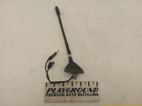 Hummer H2 Front Right Radio Antenna