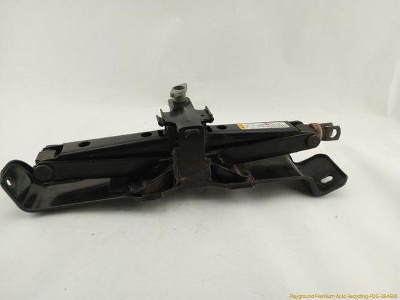Hummer H2 Vehicle Jack