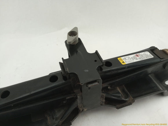 Hummer H2 Vehicle Jack