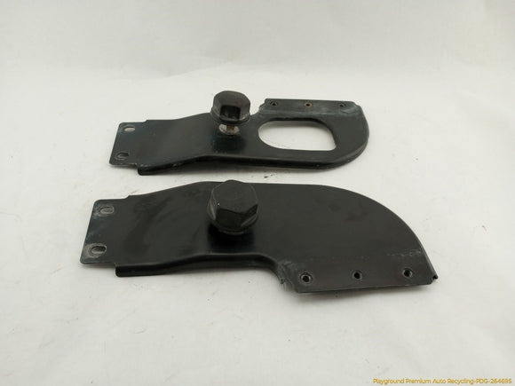 Hummer H2 Pair Of Under Hood Fender Support Brackets