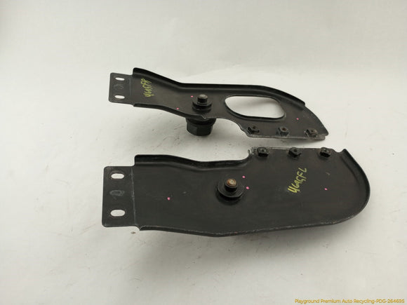 Hummer H2 Pair Of Under Hood Fender Support Brackets