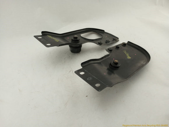 Hummer H2 Pair Of Under Hood Fender Support Brackets