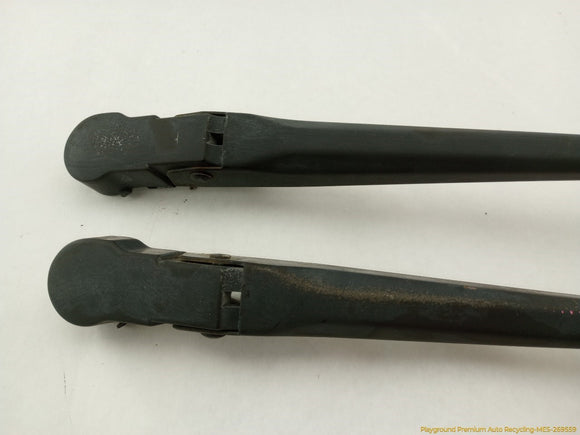 Hummer H2 Pair Of Windshield Wiper Arms