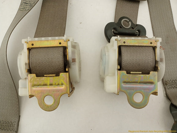 Hummer H2 Set Of Rear Seat Belt Retractors & Buckles