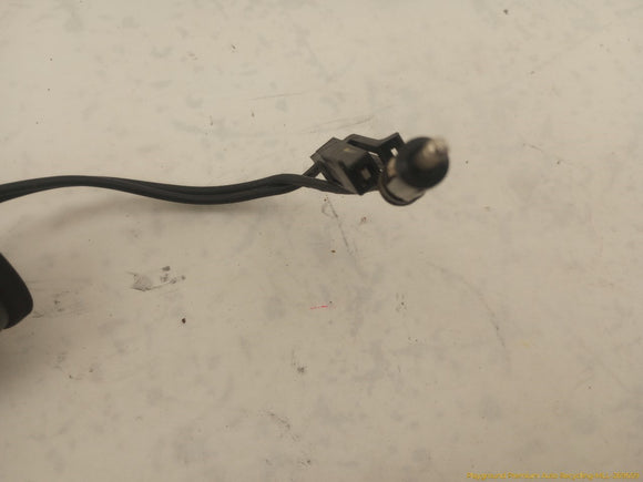 Hummer H2 **AS IS** Front Right Radio Antenna