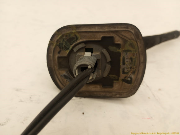 Hummer H2 **AS IS** Front Right Radio Antenna