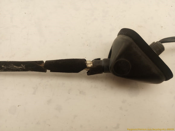 Hummer H2 **AS IS** Front Right Radio Antenna
