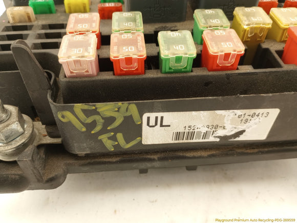 Hummer H2 Engine Fuse Box