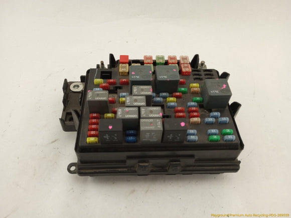 Hummer H2 Engine Fuse Box