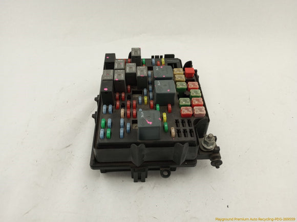 Hummer H2 Engine Fuse Box