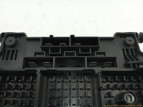 Hummer H2 Engine Fuse Box